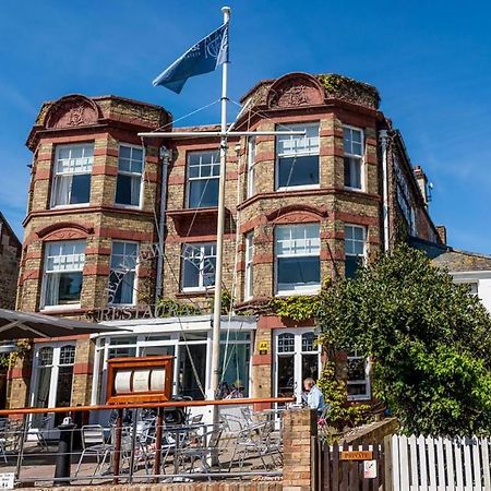 The Seaview Hotel And Restaurant Exterior foto